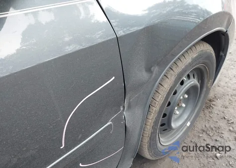 2017 Toyota Corolla Le z USA, uszkodzony, nr VIN 2T1BURHE2HC791327